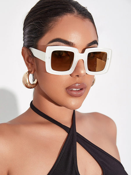 Fashionista's Stunning  Sunglasses